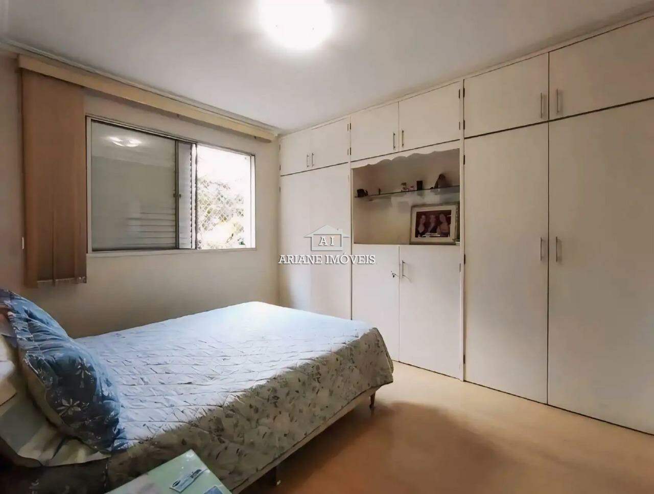 Apartamento à venda com 4 quartos, 140m² - Foto 9