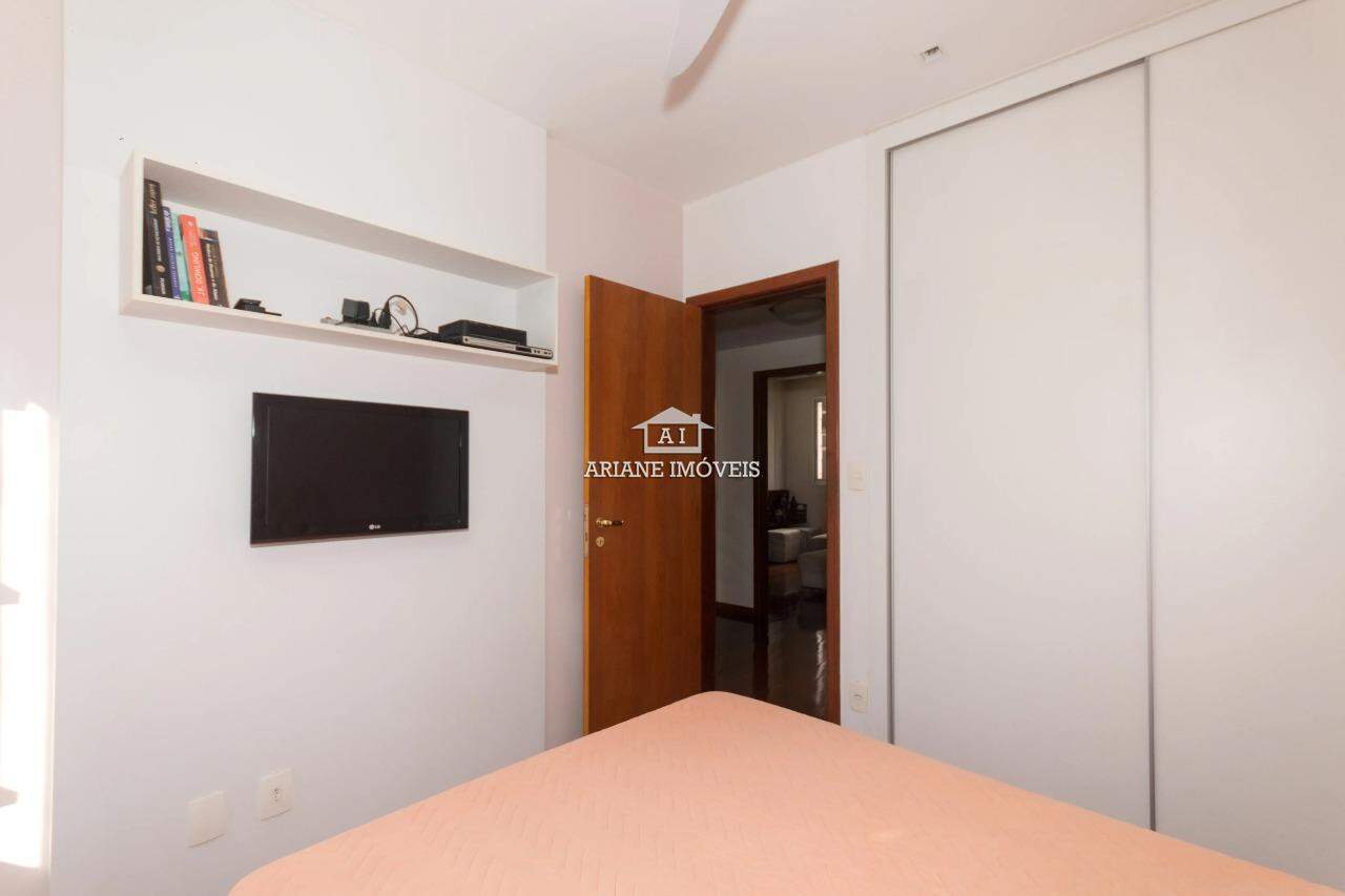 Apartamento à venda com 4 quartos, 152m² - Foto 5