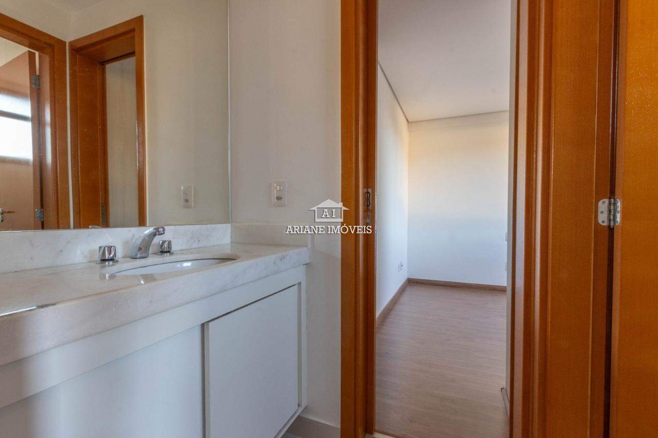 Apartamento para alugar com 4 quartos, 174m² - Foto 19