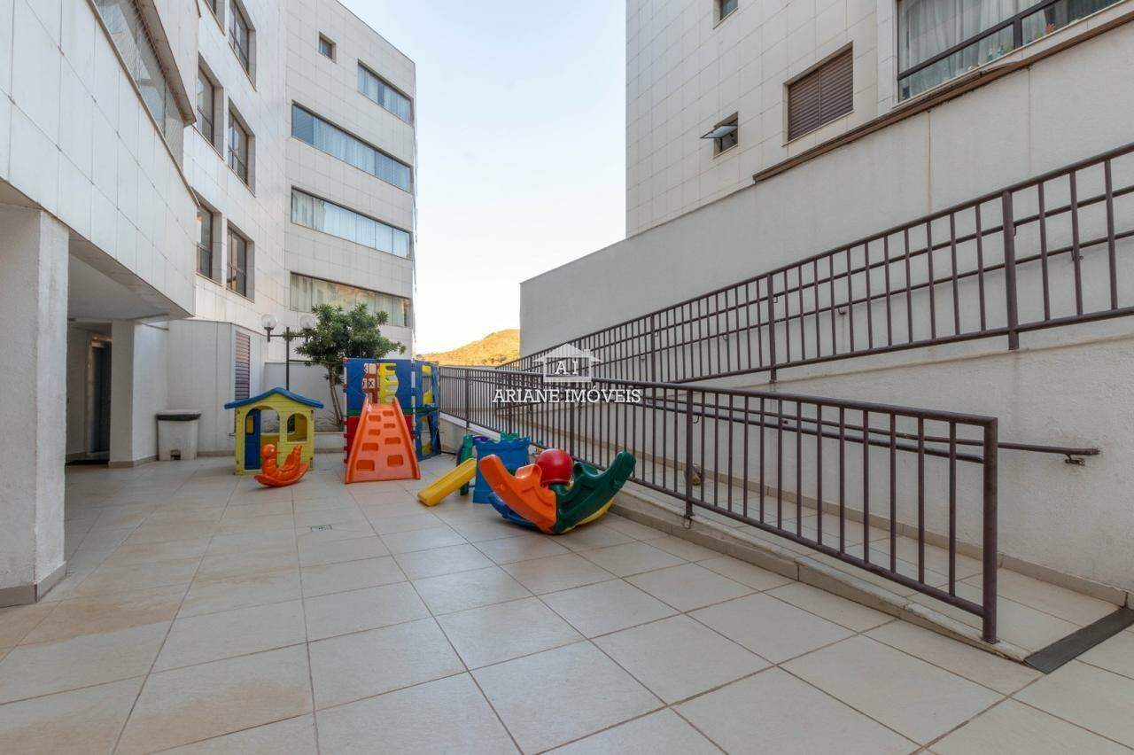 Apartamento para alugar com 4 quartos, 174m² - Foto 22