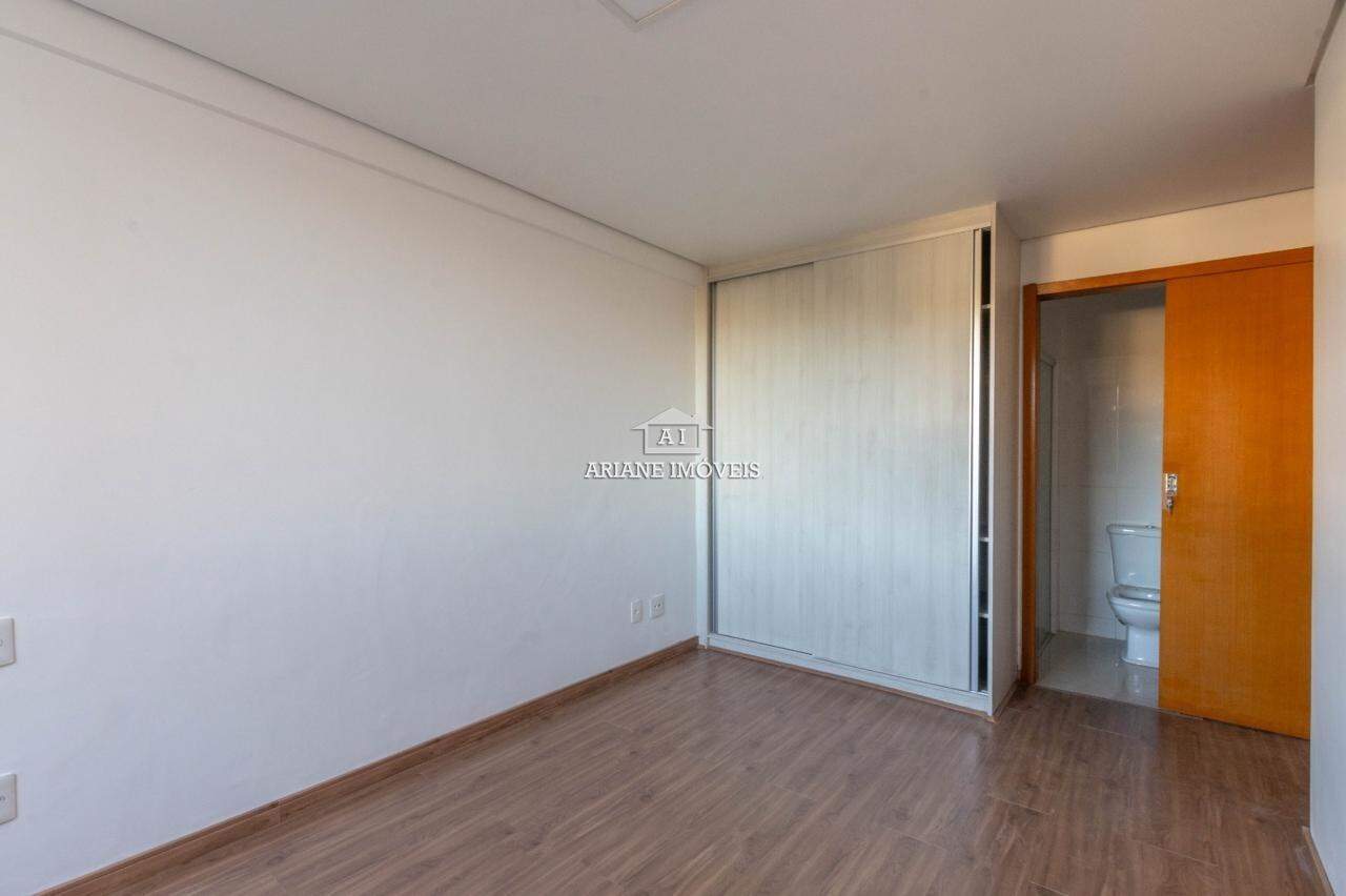 Apartamento para alugar com 4 quartos, 174m² - Foto 14