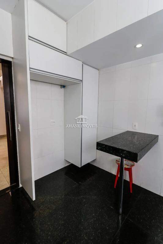 Apartamento à venda com 4 quartos, 135m² - Foto 14