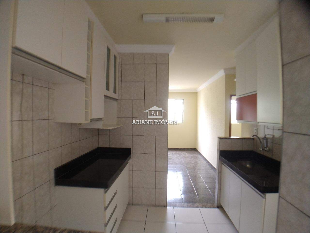 Apartamento à venda com 2 quartos, 65m² - Foto 9