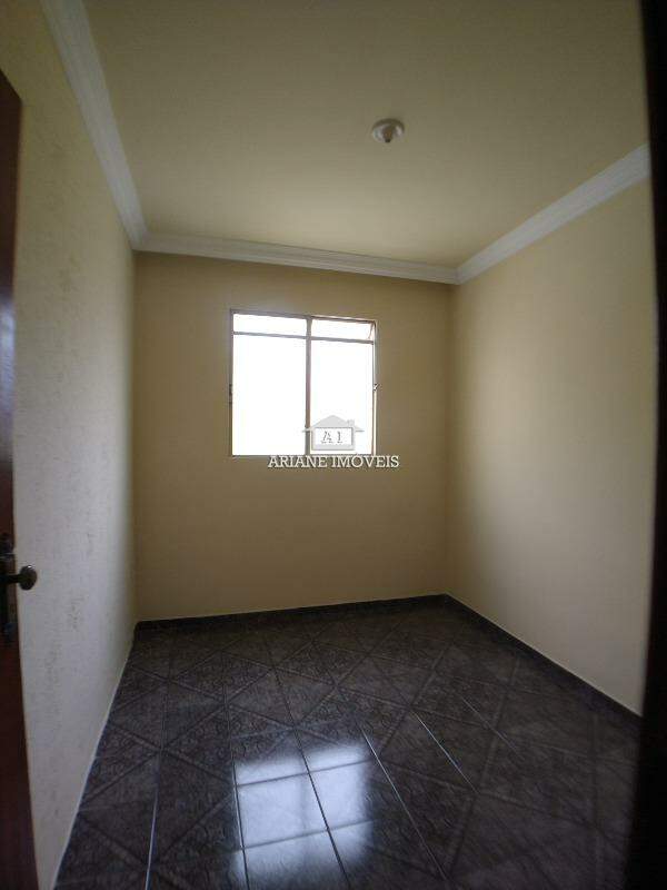 Apartamento à venda com 2 quartos, 65m² - Foto 2