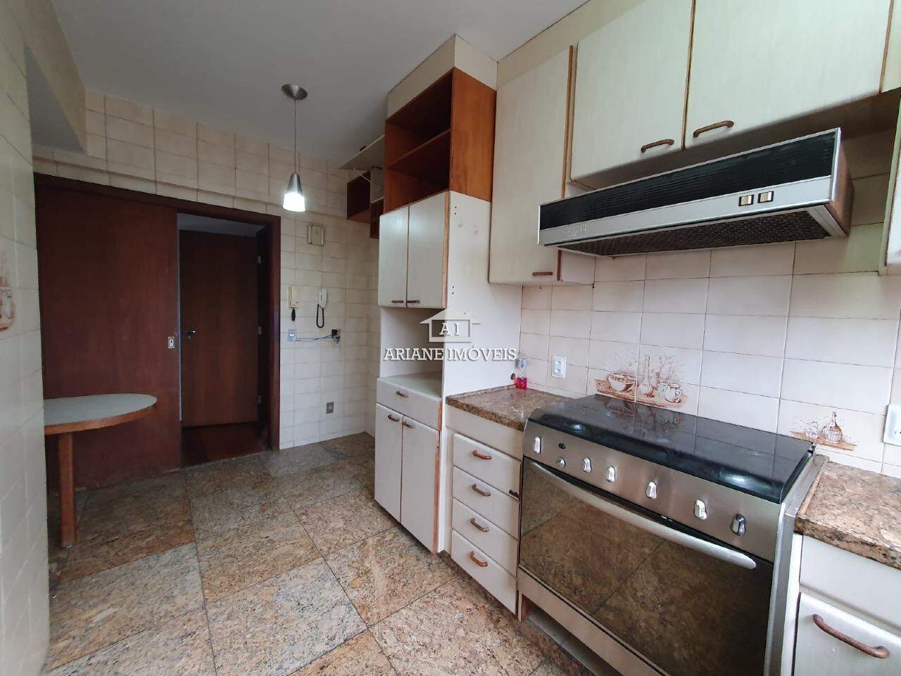 Apartamento à venda com 4 quartos, 205m² - Foto 18