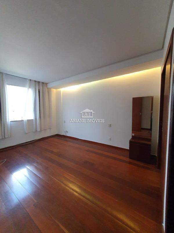 Apartamento à venda com 4 quartos, 205m² - Foto 12