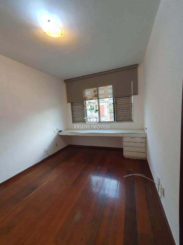 Apartamento à venda com 4 quartos, 205m² - Foto 9