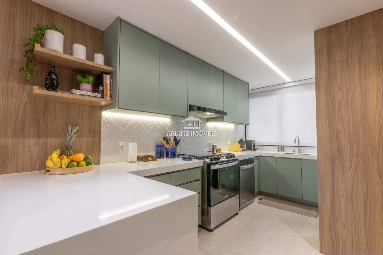 Apartamento à venda com 4 quartos, 142m² - Foto 18