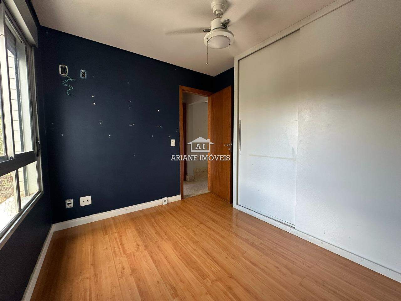 Apartamento à venda com 2 quartos, 60m² - Foto 3