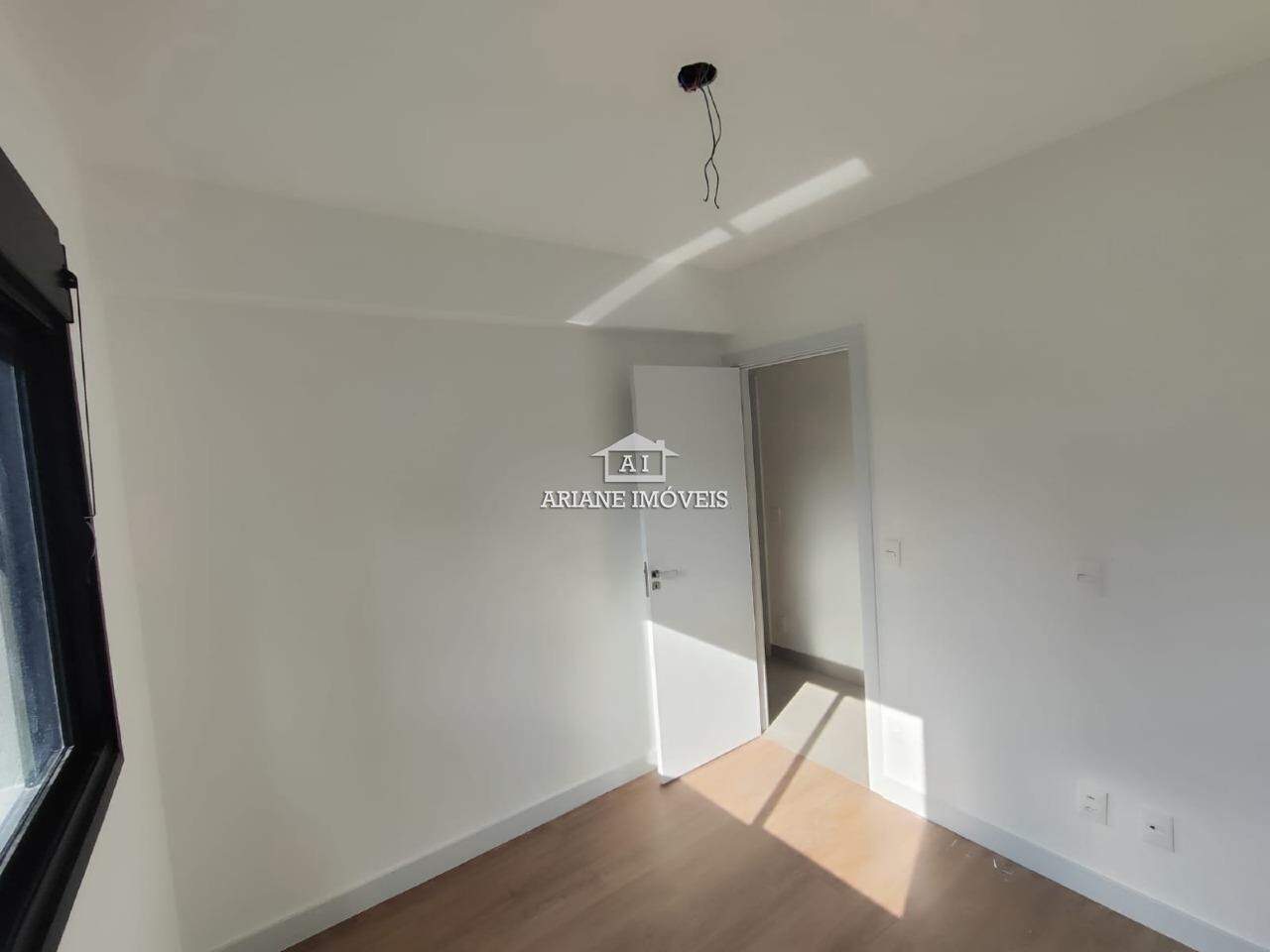 Apartamento à venda com 2 quartos, 67m² - Foto 12