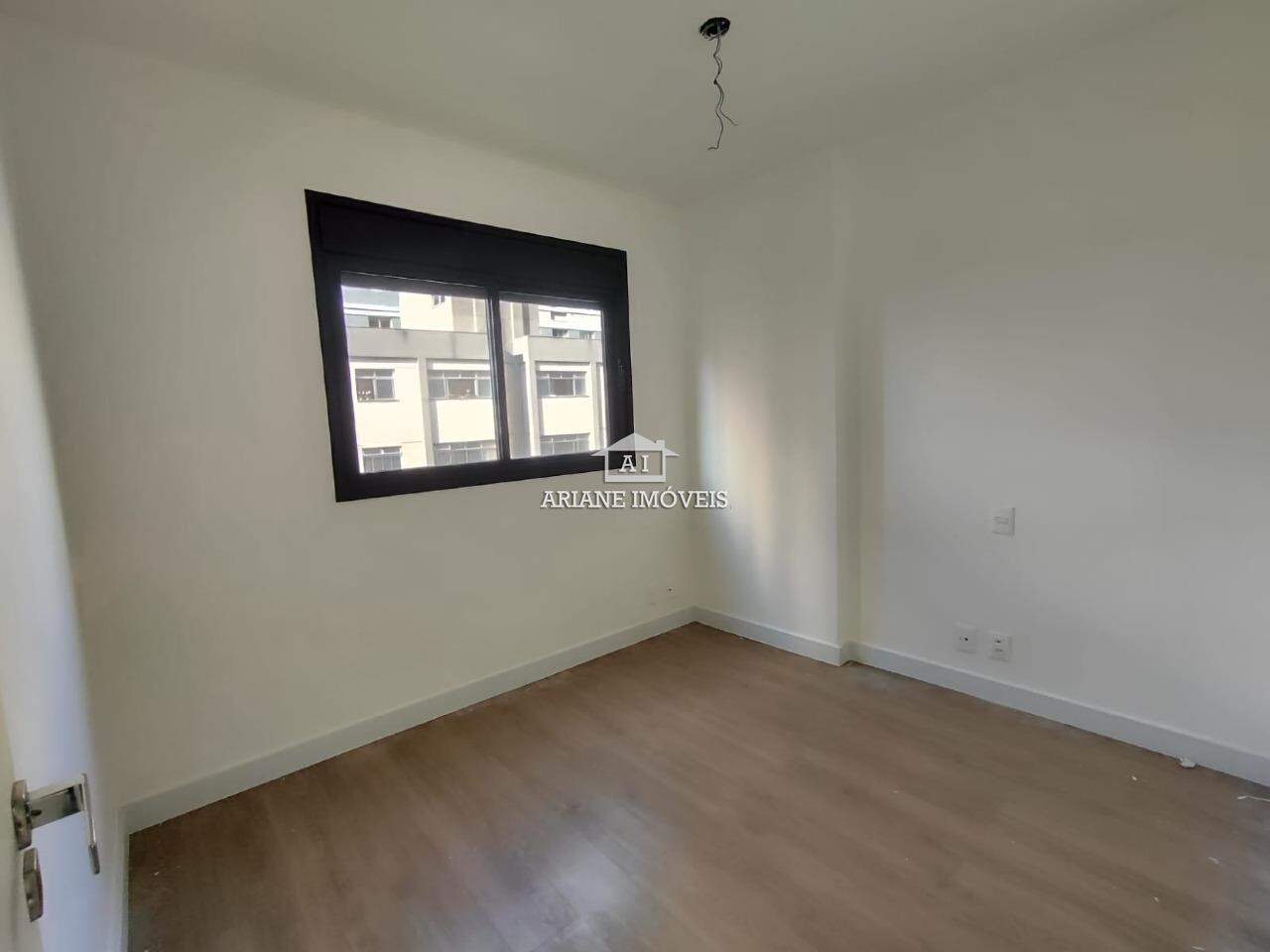 Apartamento à venda com 2 quartos, 67m² - Foto 14