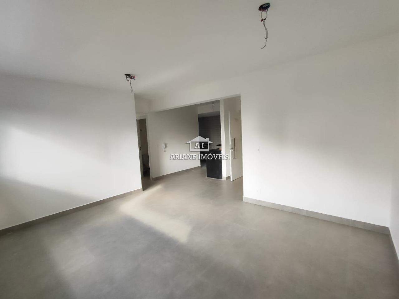 Apartamento à venda com 2 quartos, 67m² - Foto 4