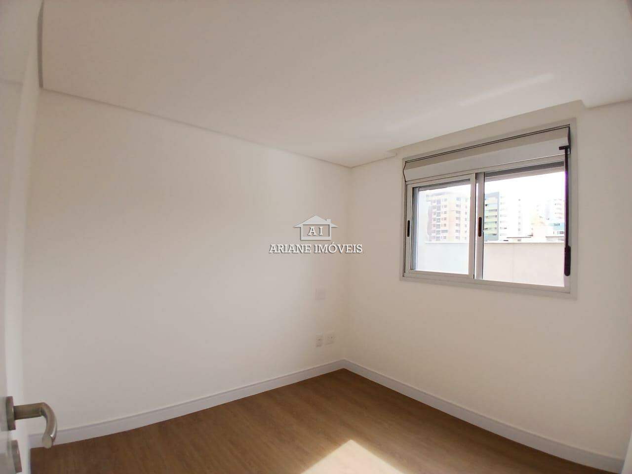 Apartamento para alugar com 2 quartos, 60m² - Foto 6