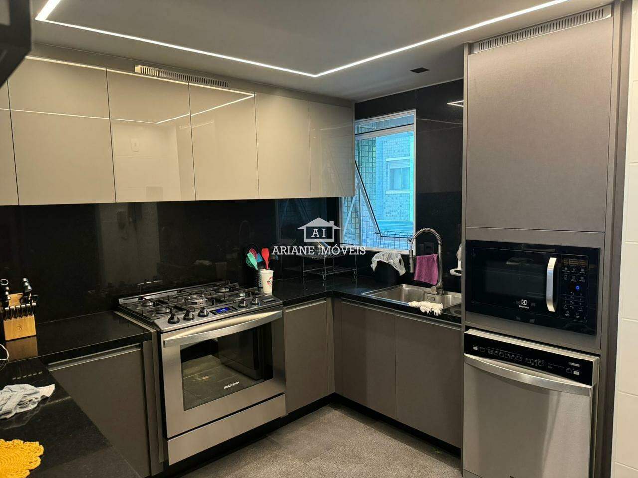 Apartamento à venda com 3 quartos, 120m² - Foto 14