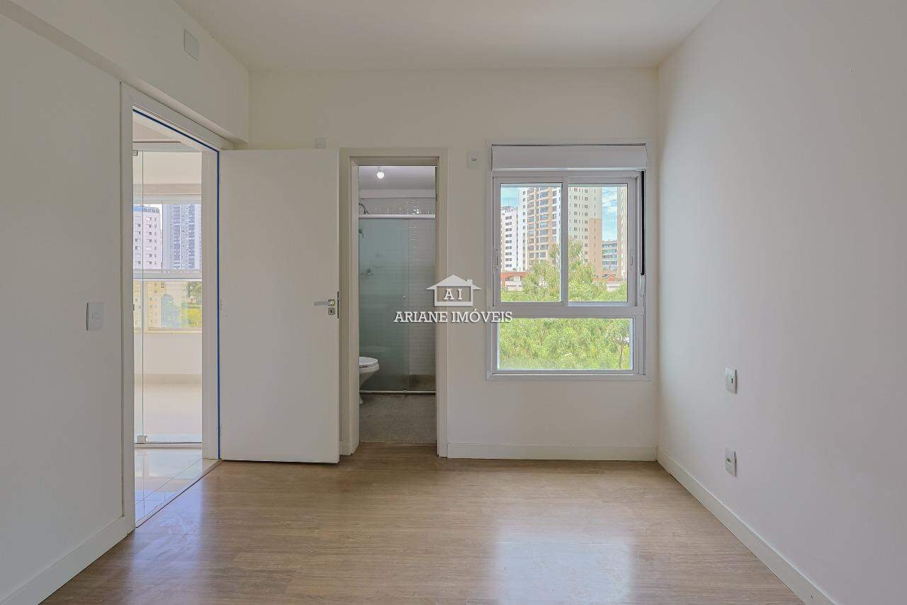 Apartamento para alugar com 1 quarto, 55m² - Foto 4