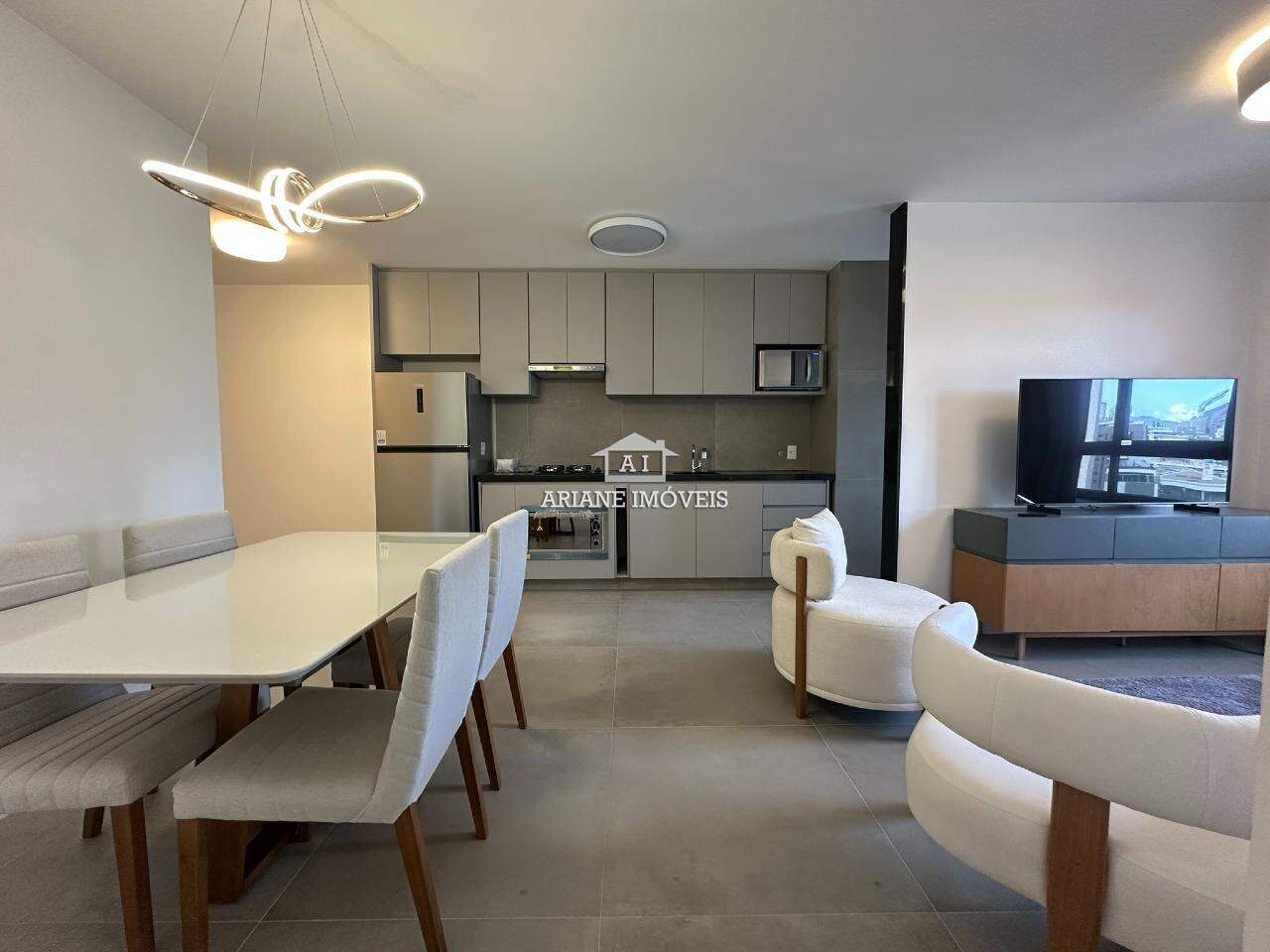 Apartamento para alugar com 1 quarto, 55m² - Foto 1