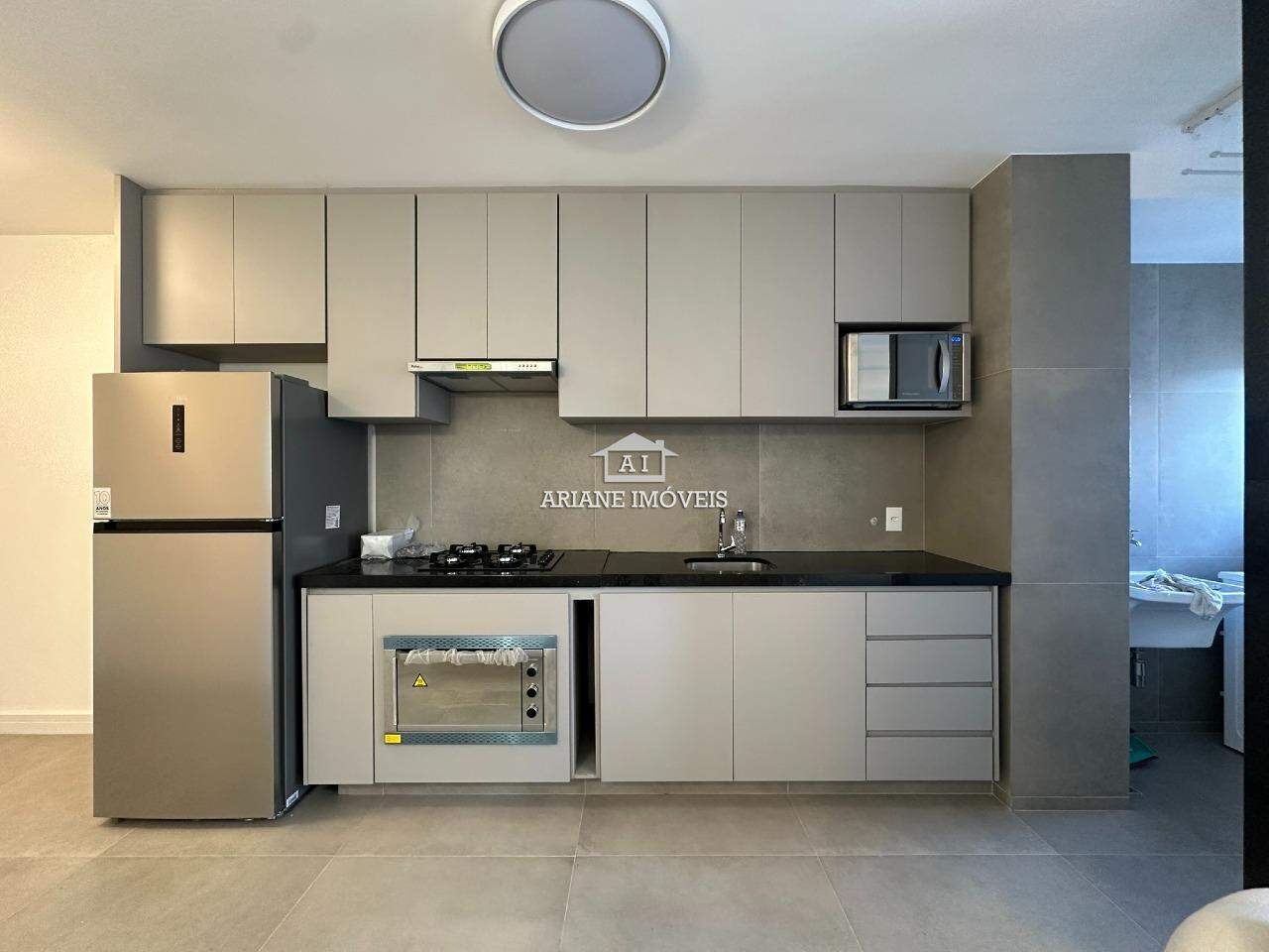 Apartamento para alugar com 1 quarto, 55m² - Foto 6