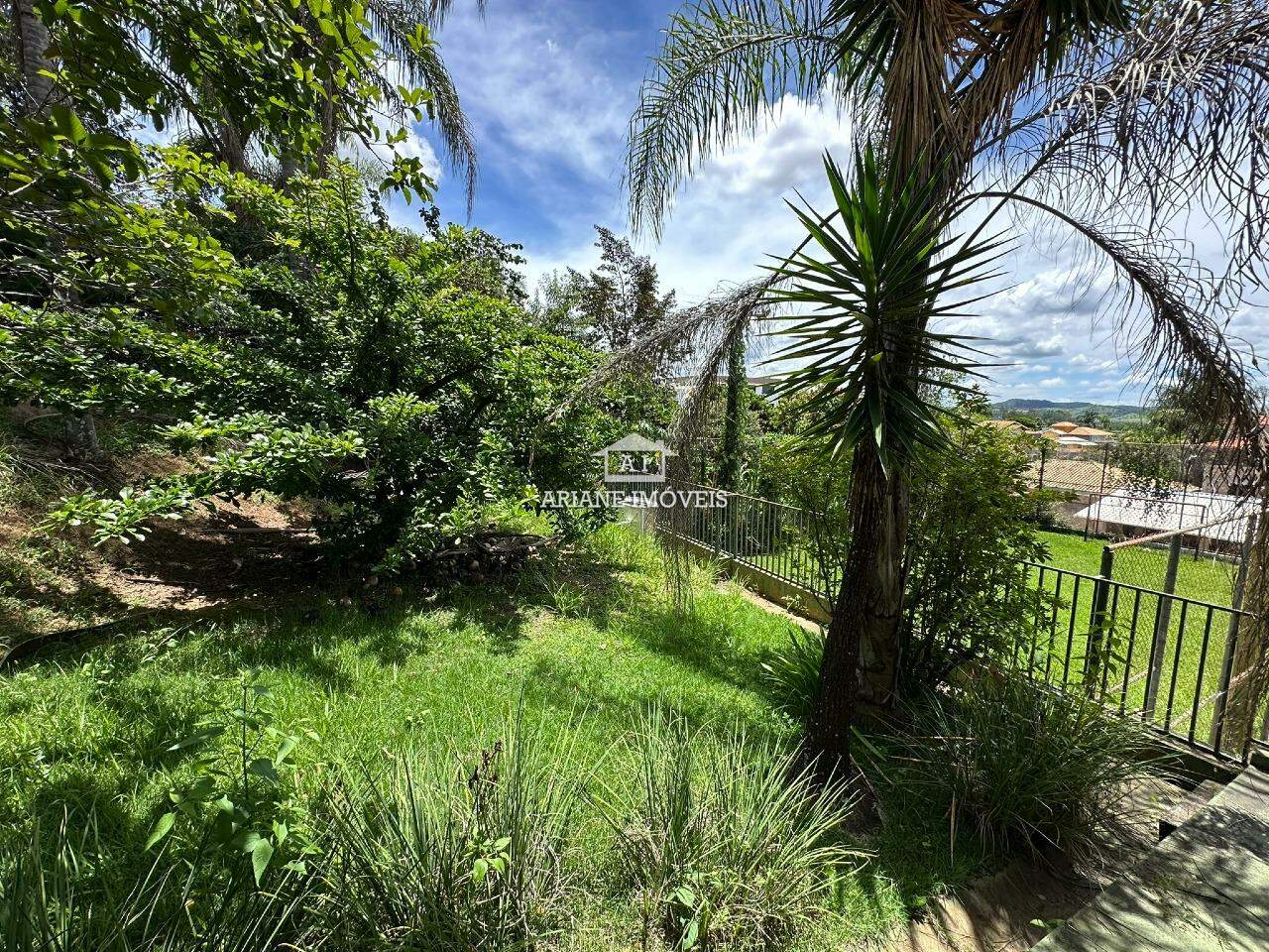 Casa de Condomínio à venda com 5 quartos, 300m² - Foto 8