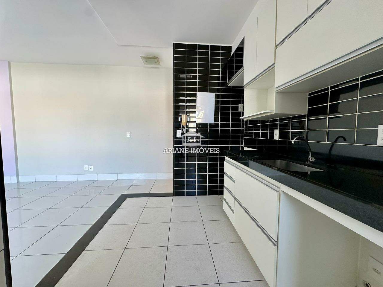 Apartamento à venda com 3 quartos, 85m² - Foto 4