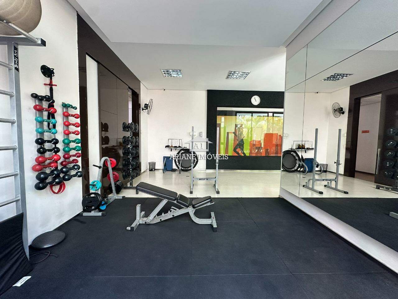 Apartamento à venda com 3 quartos, 118m² - Foto 25