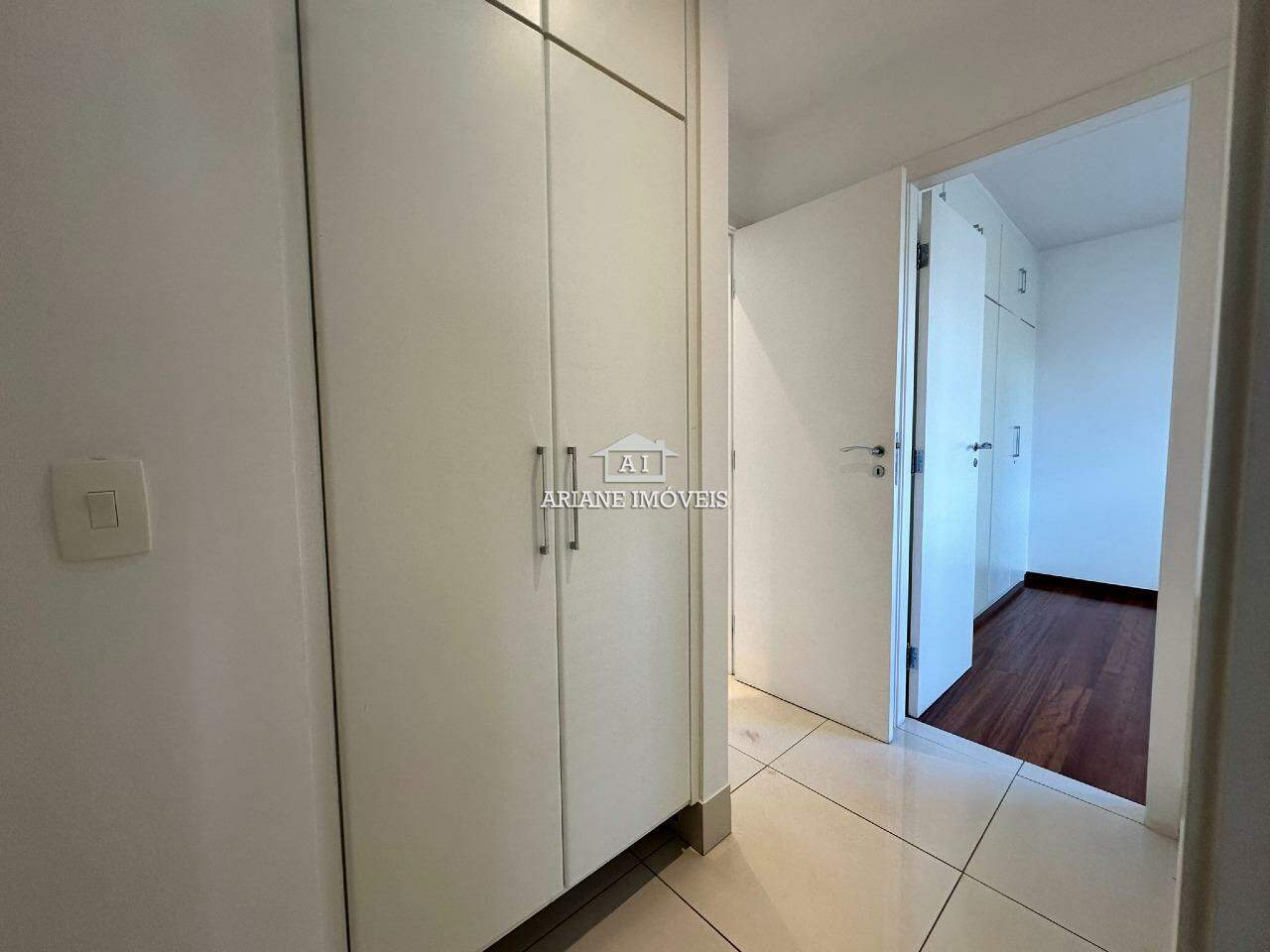 Apartamento à venda com 3 quartos, 118m² - Foto 11