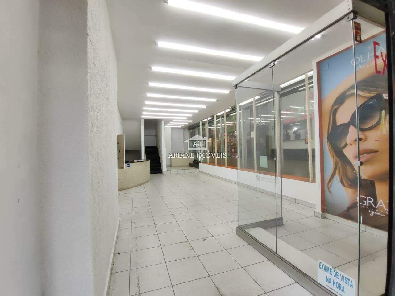 Loja-Salão, 211 m² - Foto 1