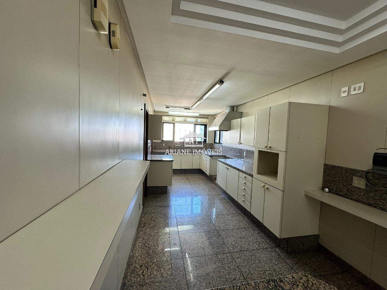 Apartamento à venda com 4 quartos, 330m² - Foto 20
