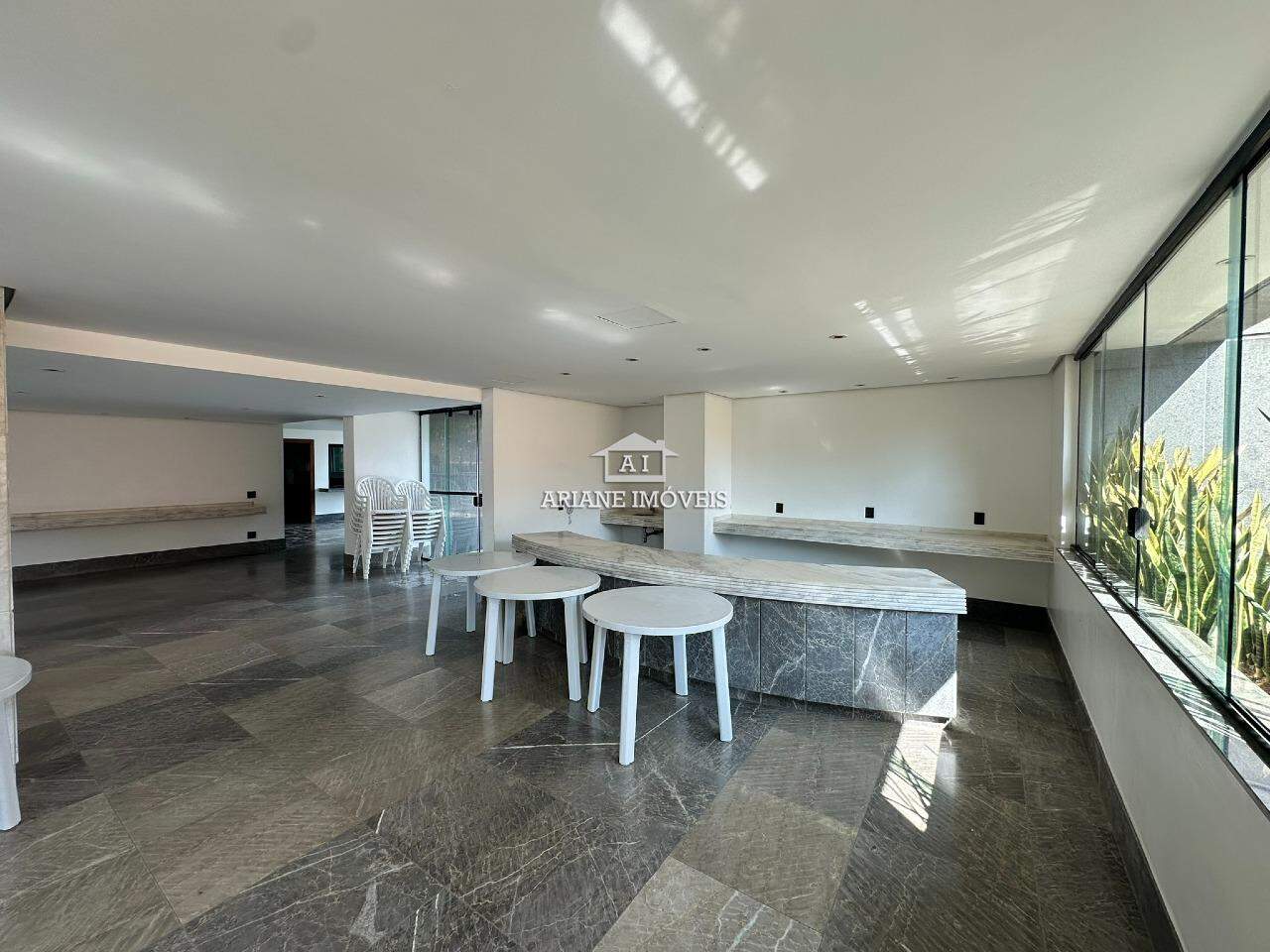 Apartamento à venda com 4 quartos, 330m² - Foto 25