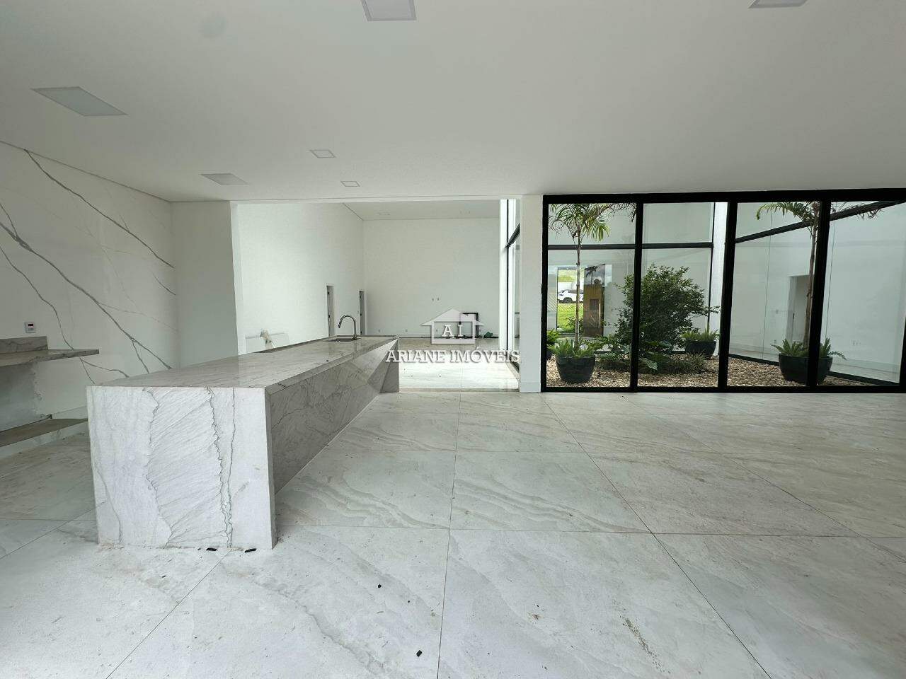 Casa de Condomínio à venda com 4 quartos, 441m² - Foto 13