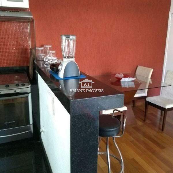 Apartamento à venda com 1 quarto, 42m² - Foto 2