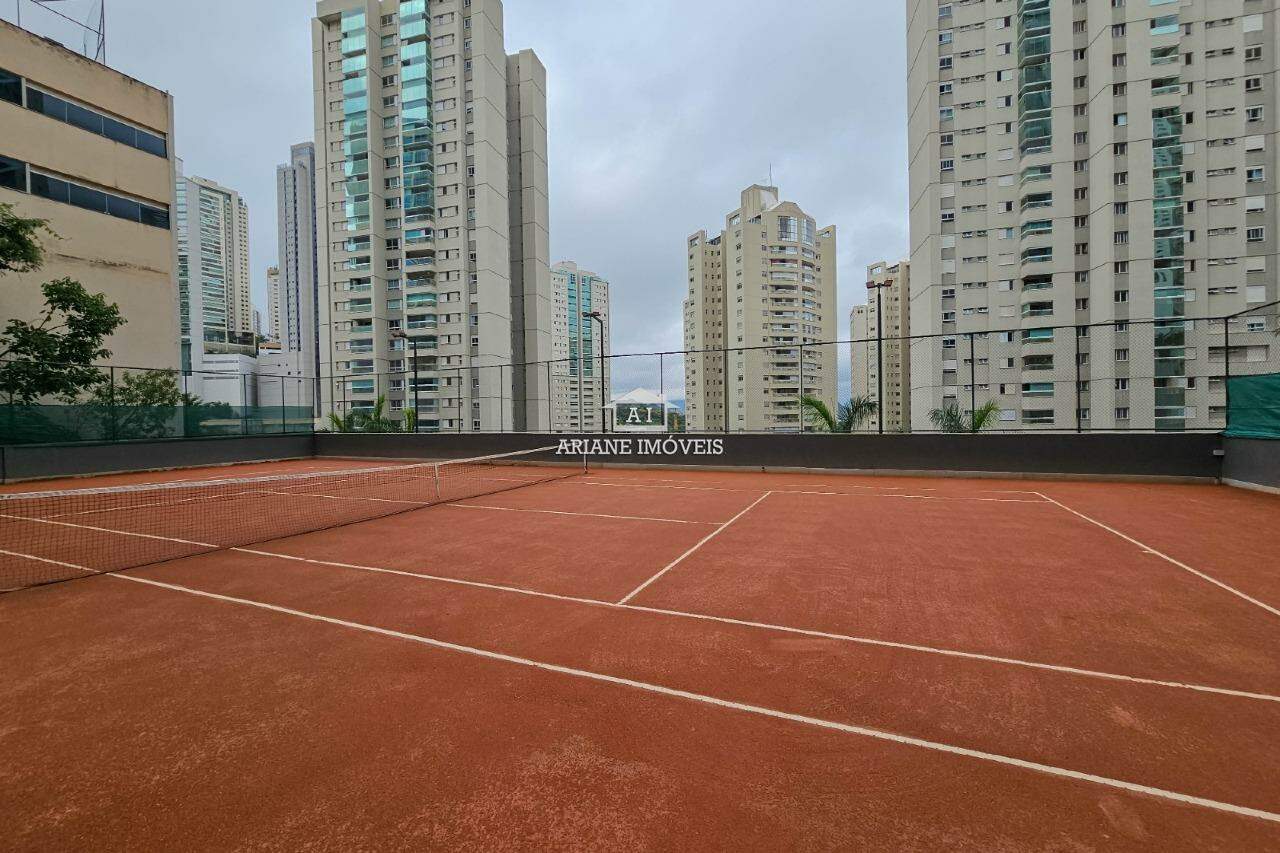 Apartamento para alugar com 3 quartos, 260m² - Foto 25