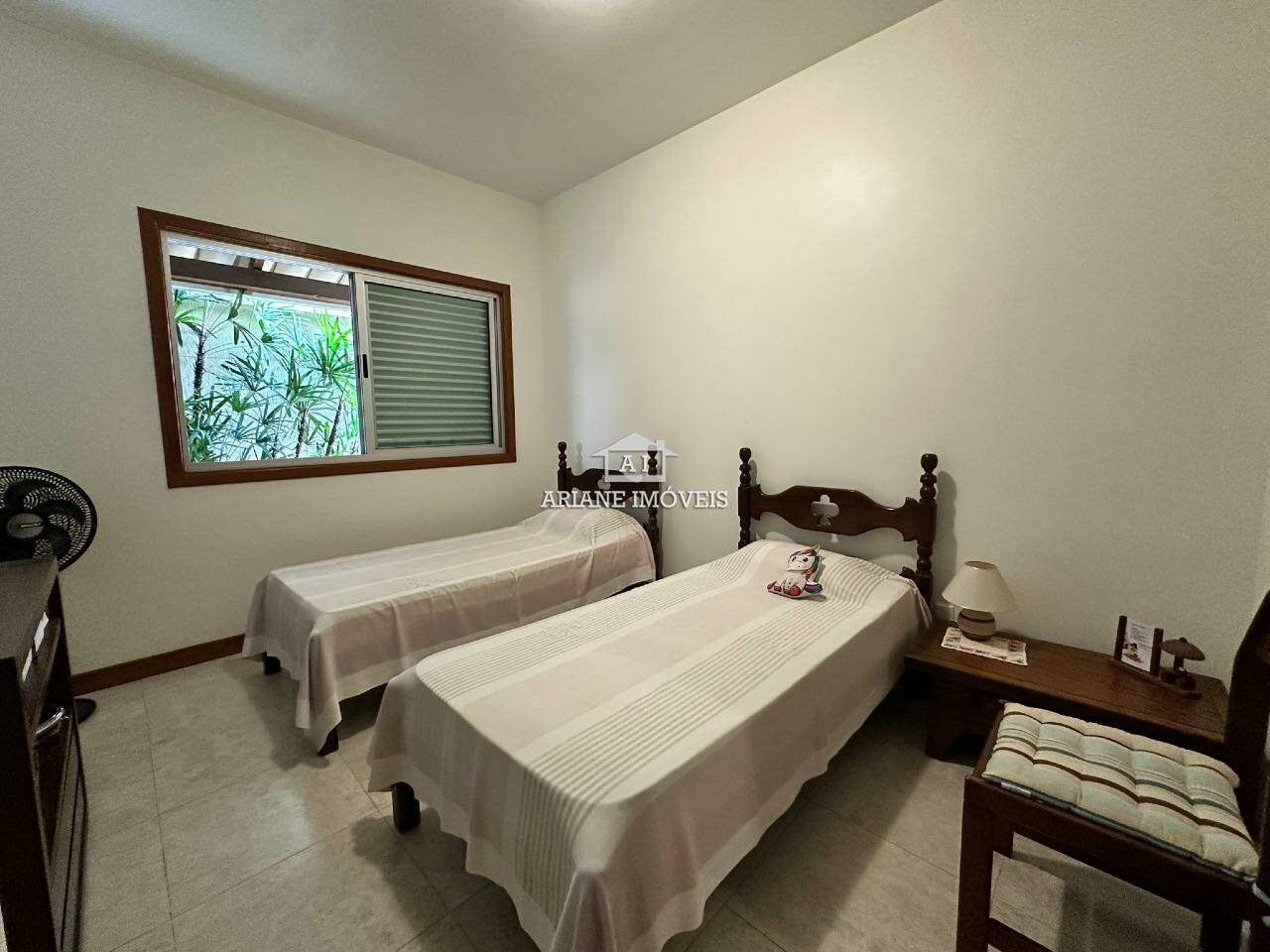 Casa de Condomínio à venda com 4 quartos, 250m² - Foto 21