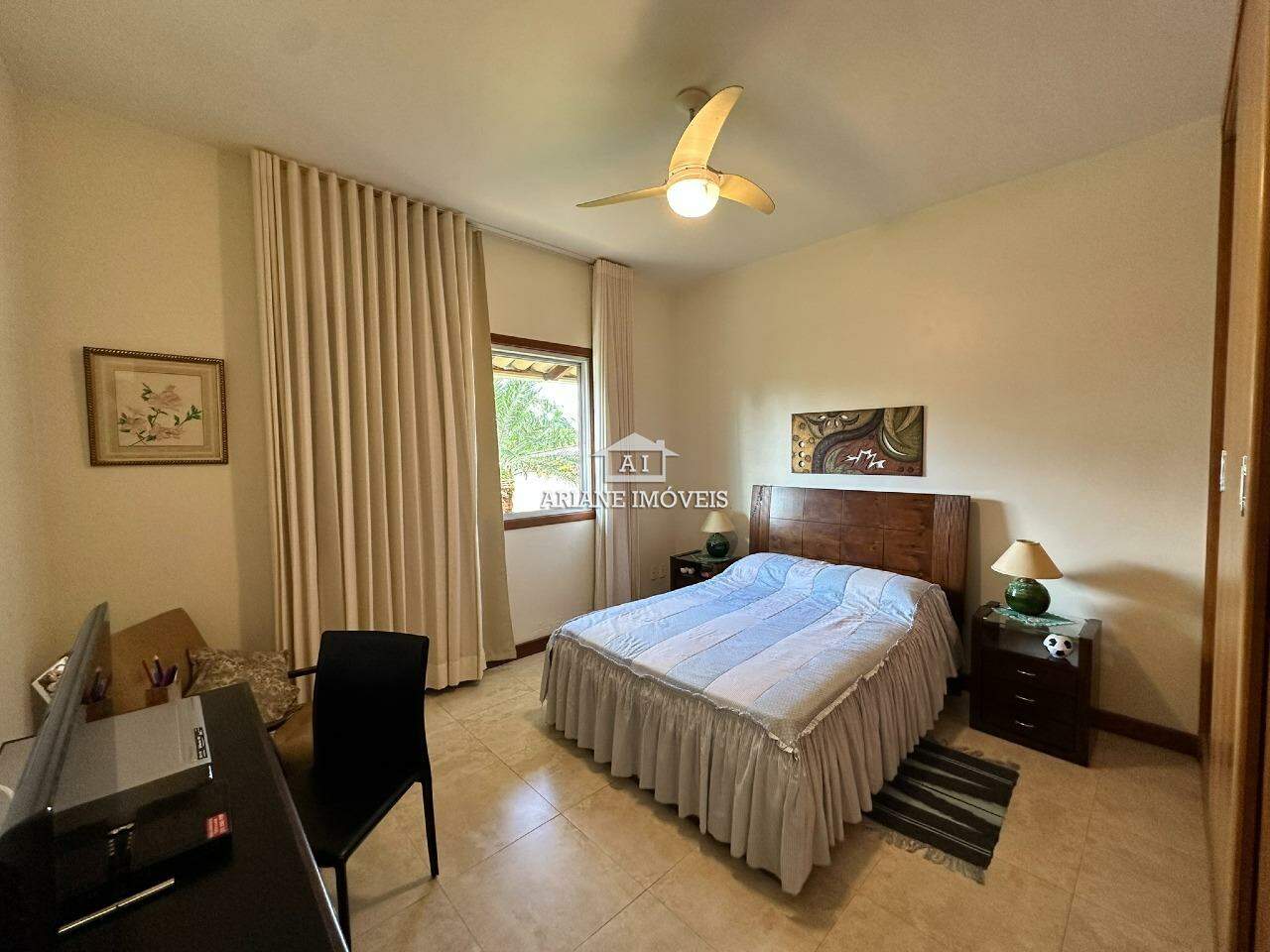 Casa de Condomínio à venda com 4 quartos, 250m² - Foto 24