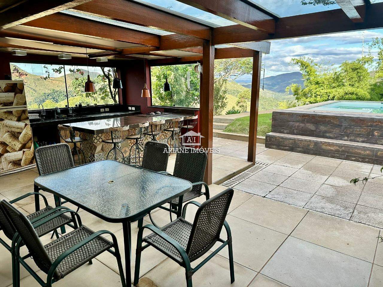 Casa de Condomínio à venda com 4 quartos, 350m² - Foto 14