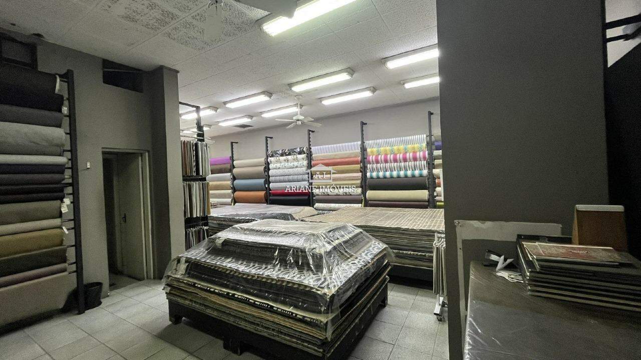 Loja-Salão para alugar, 222m² - Foto 3