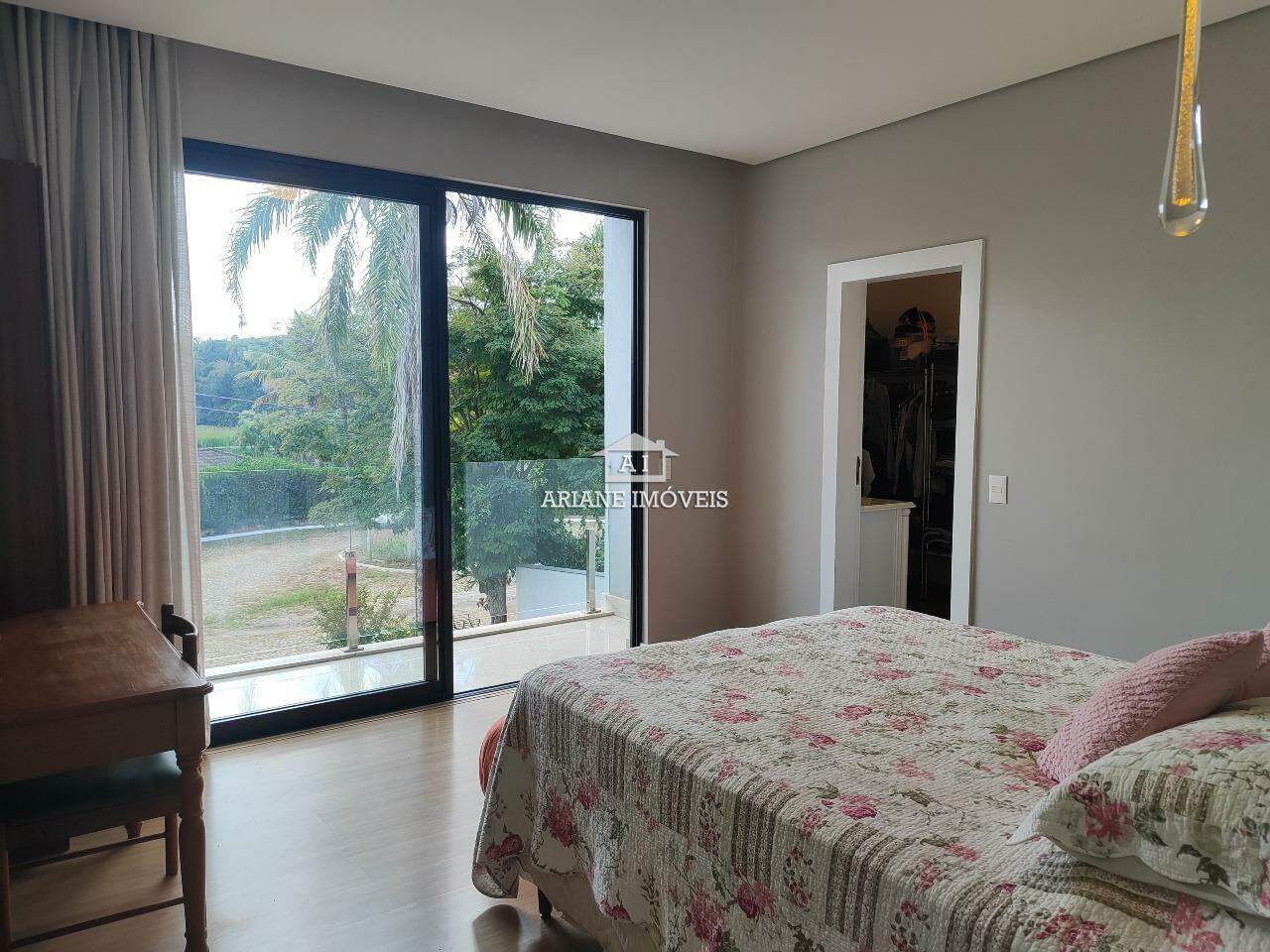 Casa de Condomínio à venda com 5 quartos, 300m² - Foto 17