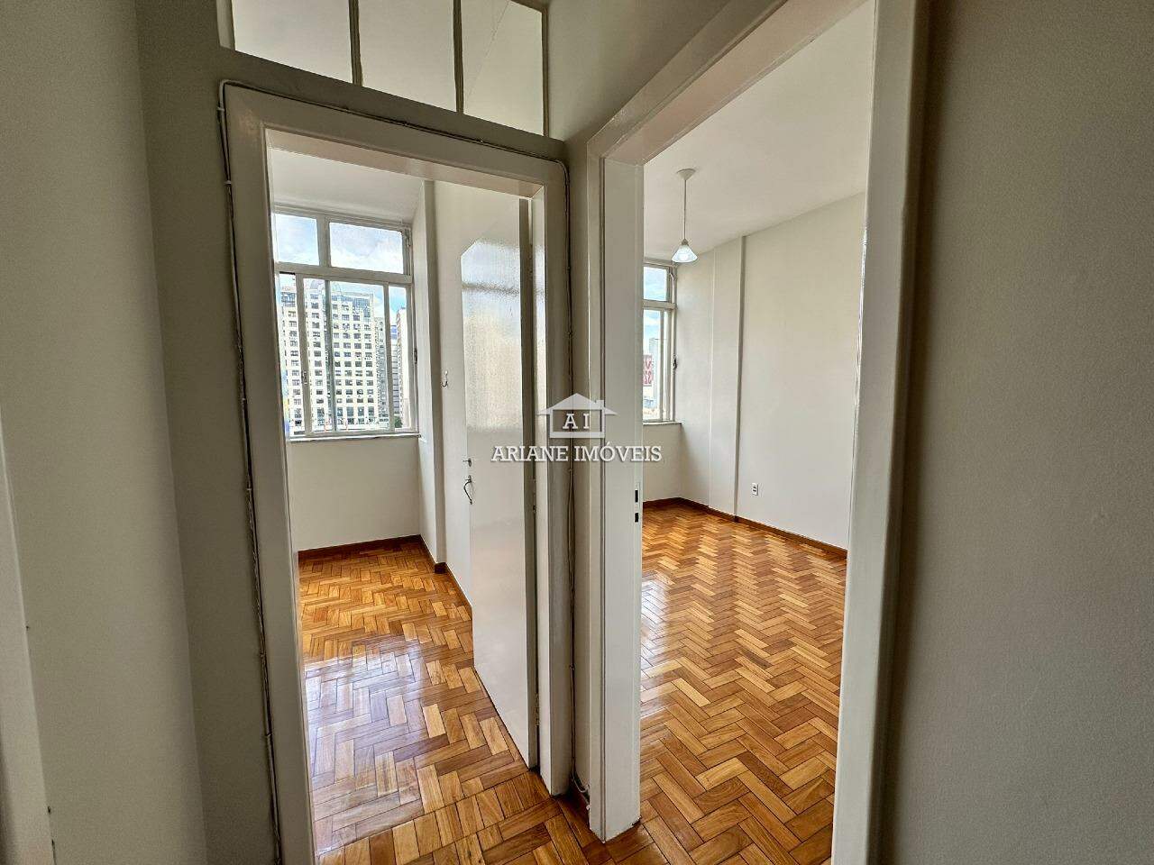 Apartamento à venda com 3 quartos, 141m² - Foto 11