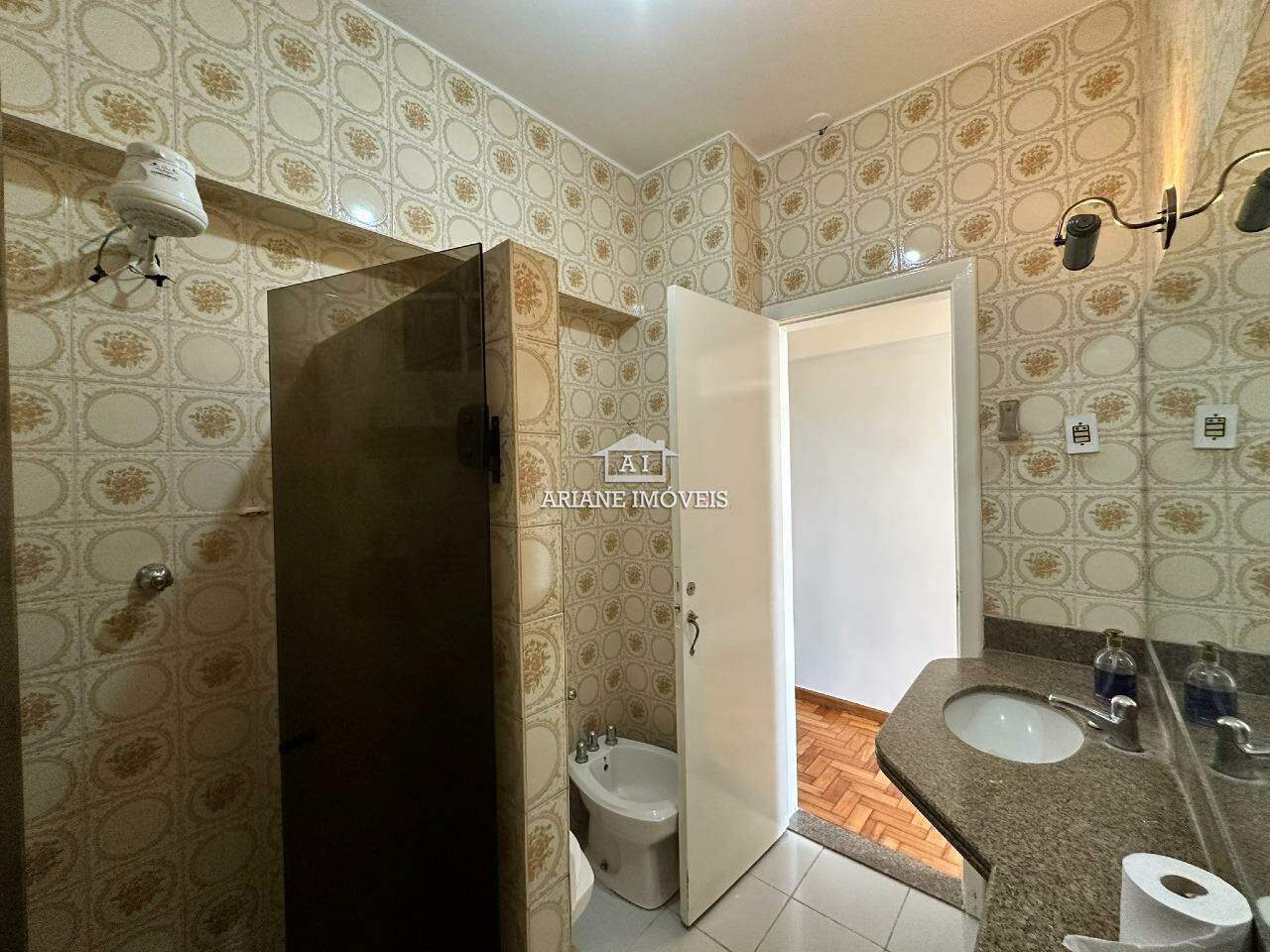 Apartamento à venda com 3 quartos, 141m² - Foto 18