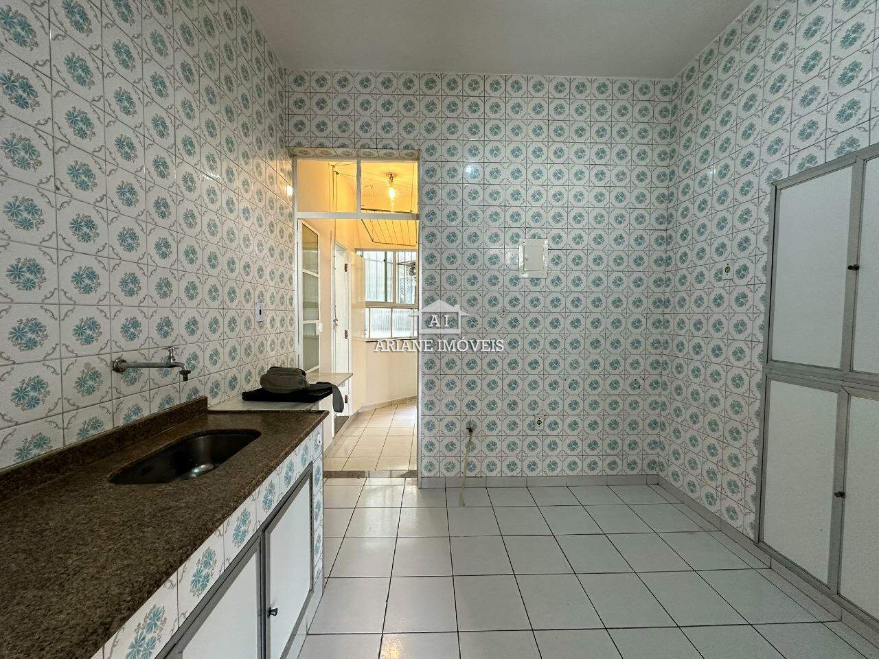 Apartamento à venda com 3 quartos, 141m² - Foto 4