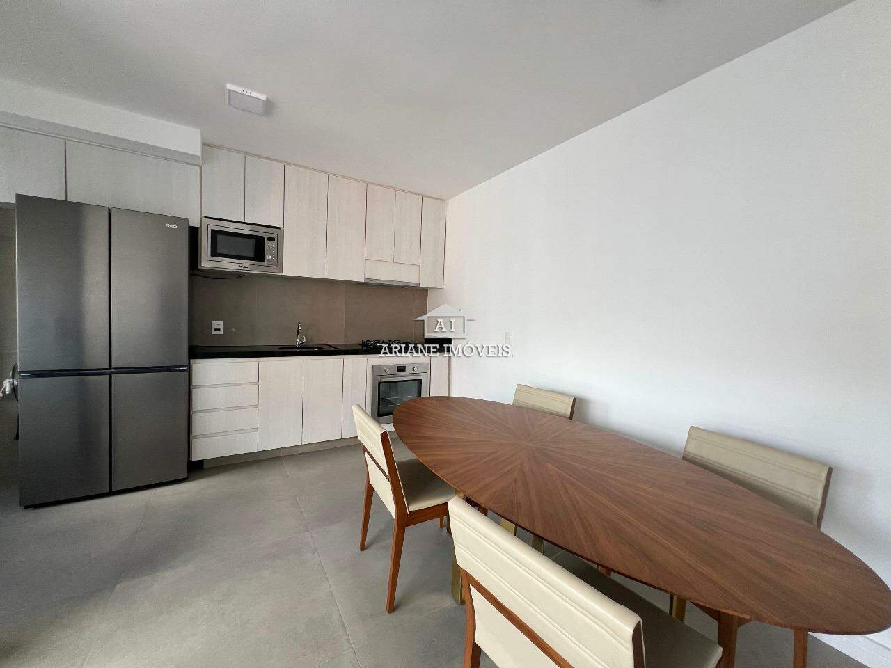 Apartamento para alugar com 1 quarto, 57m² - Foto 4