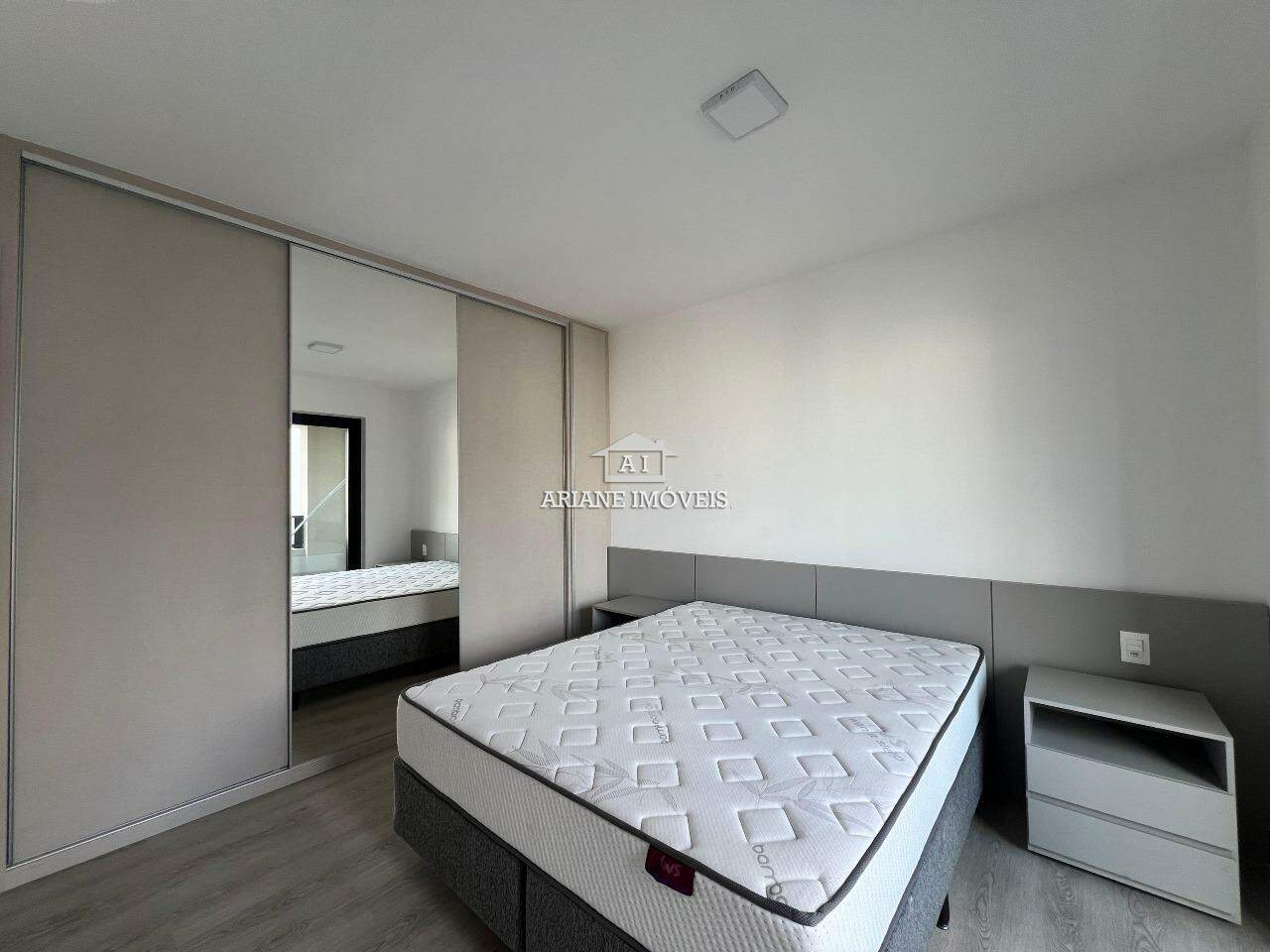 Apartamento para alugar com 1 quarto, 57m² - Foto 8