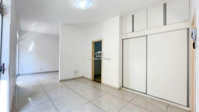 Apartamento à venda com 3 quartos, 120m² - Foto 8