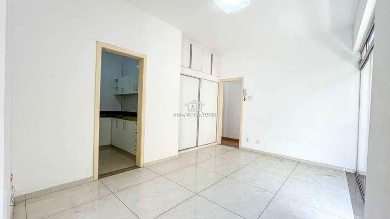 Apartamento à venda com 3 quartos, 120m² - Foto 14
