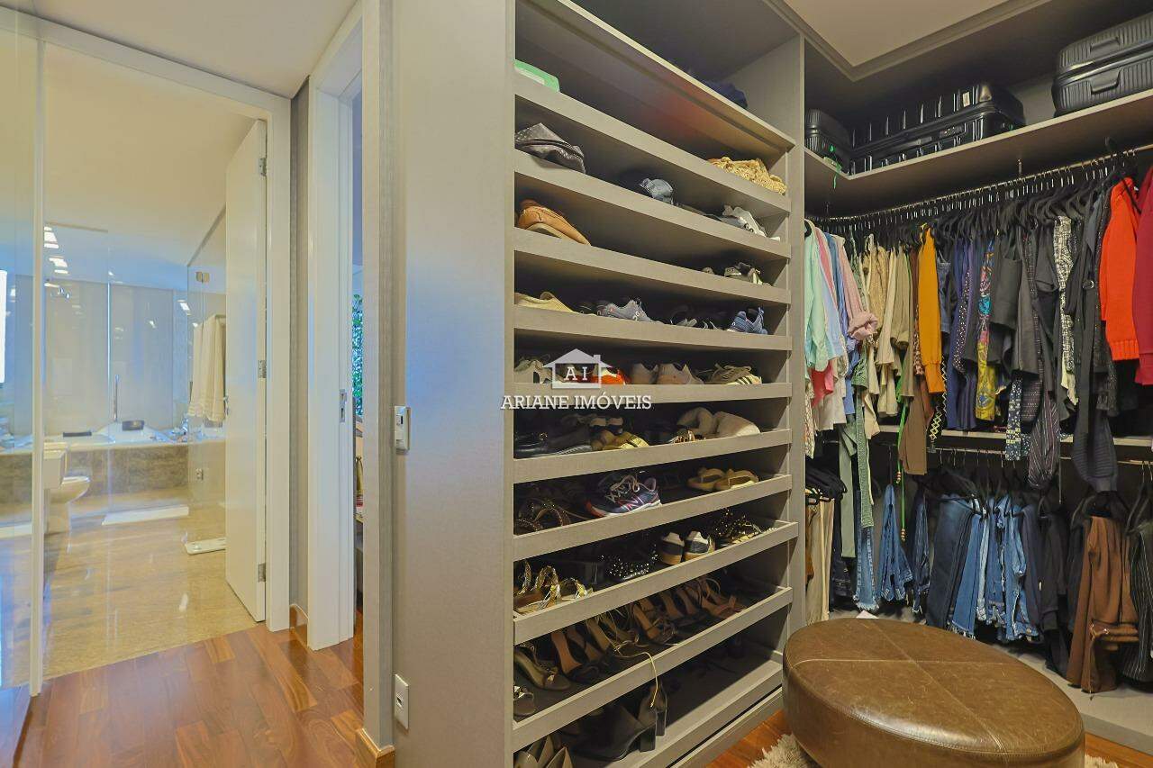 Apartamento à venda com 3 quartos, 245m² - Foto 12