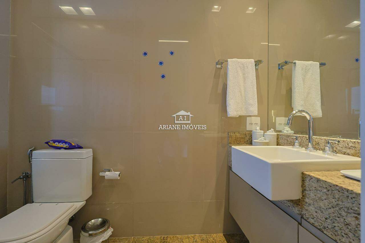 Apartamento à venda com 3 quartos, 245m² - Foto 5
