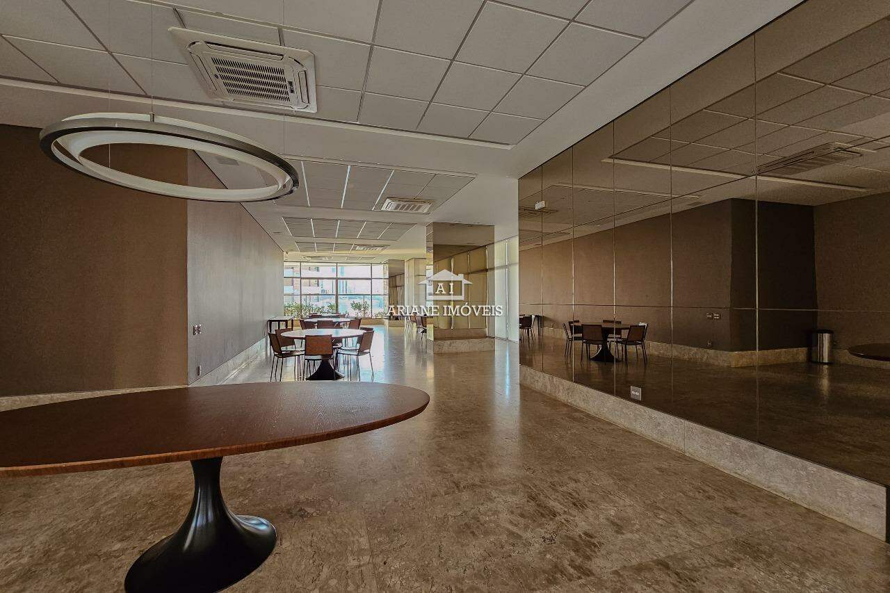 Apartamento à venda com 3 quartos, 245m² - Foto 19