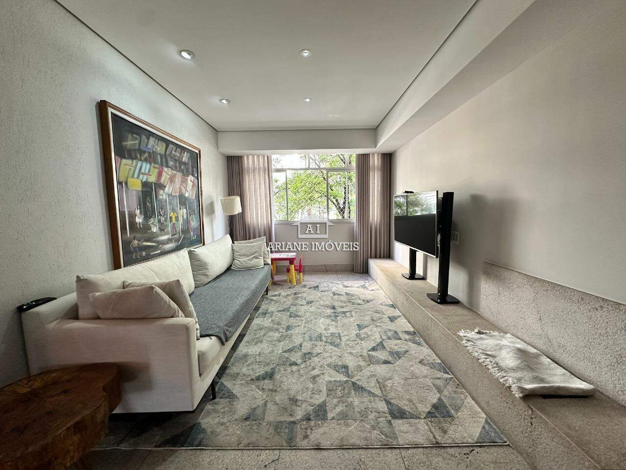 Apartamento para alugar com 4 quartos, 131m² - Foto 1