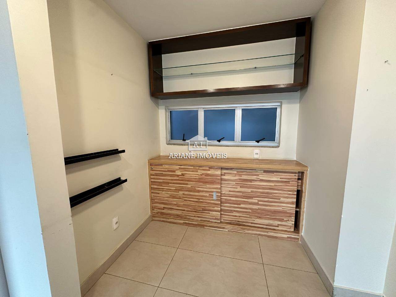 Apartamento à venda com 4 quartos, 200m² - Foto 8