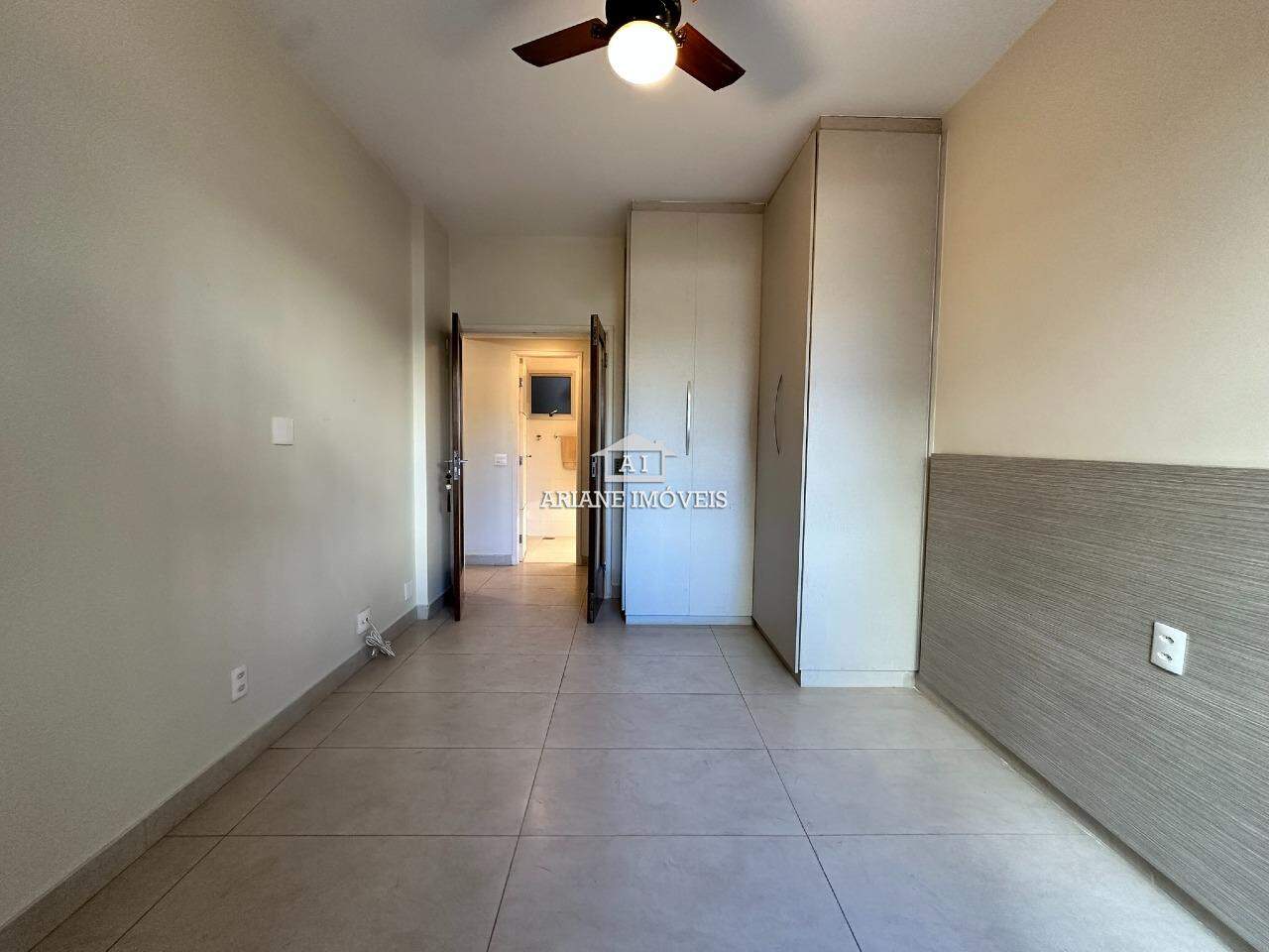 Apartamento à venda com 4 quartos, 200m² - Foto 10