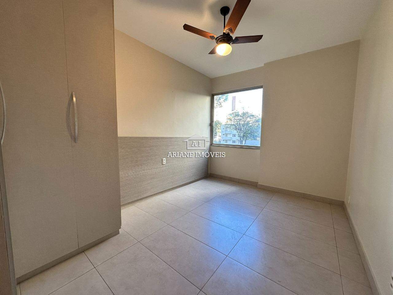 Apartamento à venda com 4 quartos, 200m² - Foto 9